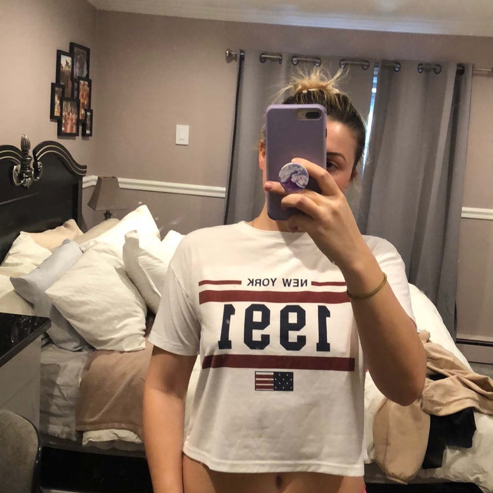 Graphic Tee crop top